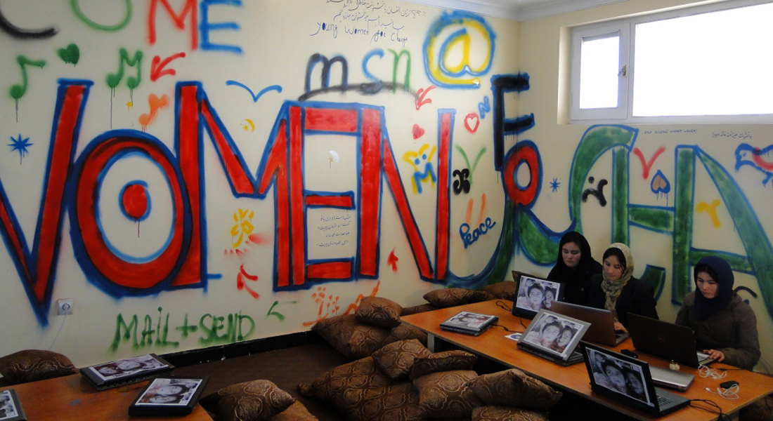 An internet cafe in Kabul for women